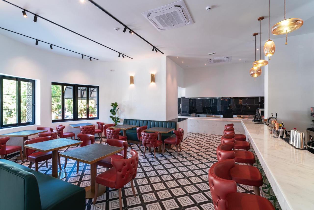 Naillac Elite Suites Rhodes City Exteriör bild